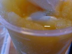 -须尽欢·冰淇淋&中国茶(翔殷路店)