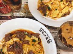 滑蛋蝦仁牛肉飯-旺记冰室(九龙中心大厦店)