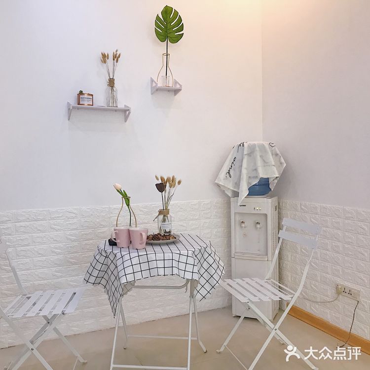 住进重庆 | 270度无敌大飘窗，在城市森林自由呼吸