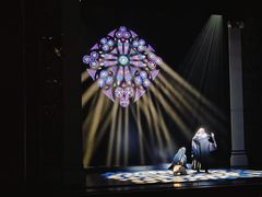 -交通银行前滩31演艺中心