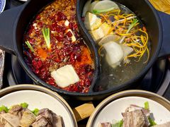 -沸炉重庆老火锅(军事博物馆店)