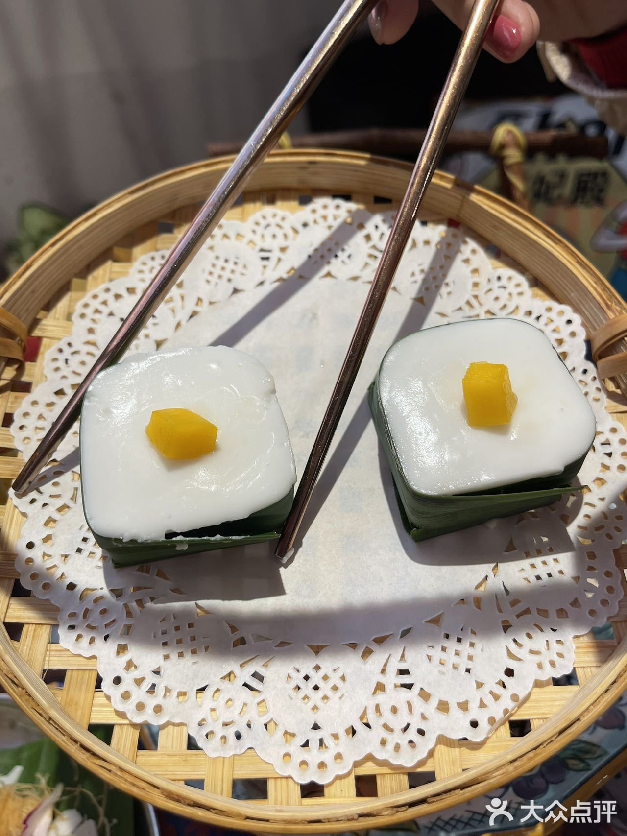 📣：排队王，吃饭饭要赶早！