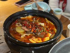 -九锅一堂酸菜鱼(新南凯德直营店)