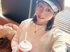 -星巴克(西安曲江银泰店)