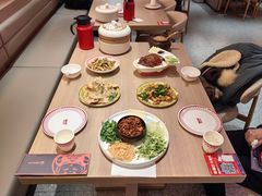 餐具摆设-满园烤鸭·春饼(太原街万达店)