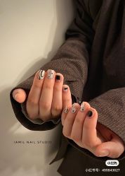 -妙睫屋日式美甲美睫