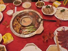 -山城年华老火锅(玉林店)