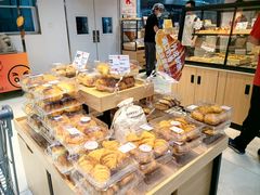-华冠折扣超市(长阳店)