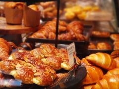 -巴黎贝甜(大宁国际商业广场店)