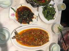 -丹江口渔村·湘味厨房(桃园店)