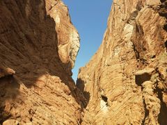 -天山神秘大峡谷