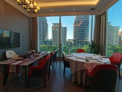 靠窗位-潮好味(国贸英皇集团中心店)