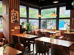 -MARU玛露音乐餐厅(大学路店)