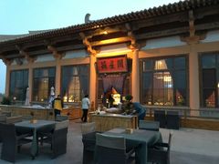 -敦煌山庄摘星阁