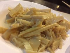 笋丝-阿水狮猪脚大王(台中公园店)