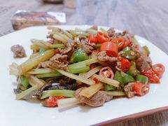 -南雄雄州土菜餐厅(粤北大厦店)