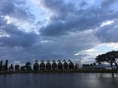 -巨鹰广场