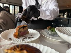 -弦月窗LUNETTE BY AMANDA(复兴路店)