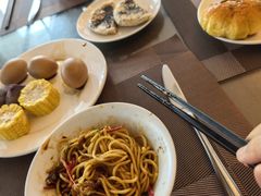 -飨食汇全日制餐厅·昆山皇冠假日酒店(九方店)