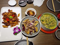 -隆喜元鱼汤包·海鲜(中联广场店)