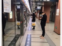 -白石桥南(地铁站)