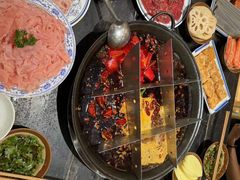 -周小明火锅(黑金冠社区店)