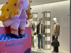 -URBAN REVIVO(西安Momopark店)
