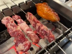 羊肉串-長壹旋转烤吧 农家鸡火锅