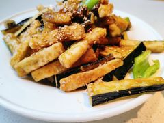 -聚友斋(陶瓷琉璃馆水晶街店)