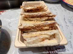 -大芊金重庆串串火锅(南京路店)