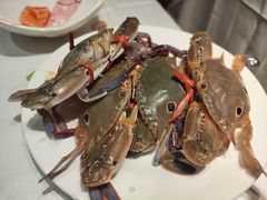 -领鲜活海鲜榴莲自助火锅(东门店)