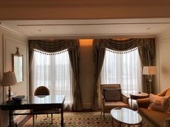 -广州富力丽思卡尔顿酒店