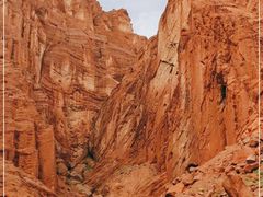 -天山神秘大峡谷