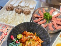 -朴太院·烤肉万岁·创意首尔料理(中联广场店)
