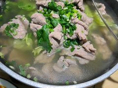 -全牛匠·乐山跷脚牛肉(新中关店)