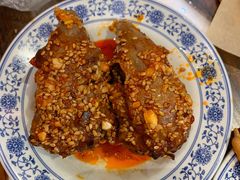 -爆炸头阿姨小四川正宗川味小吃(无任何分店)