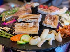 -豚豚家돈돈가韩国锅盖烤肉(新北万达店)