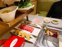 -海底捞火锅(宝龙广场夜宵主题店)