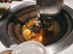 -遇东北林区铁锅炖(南开店)