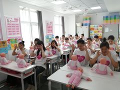 -爱月宝月嫂·育儿嫂(哈尔滨总店)