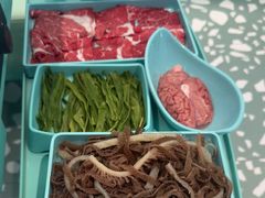-季季红火锅(柳州城中万达二店)
