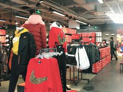 -NIKE上海青浦优选体验店