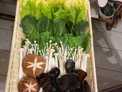 -重庆德庄火锅(体育中心店)