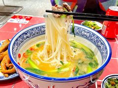 蒜爆牛肉汤粉-赣南粉局·江西锅气炒粉(大宁久光店)