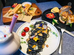 -HIGH FIVE哈福手工汉堡(桂林路店)