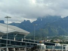 -张家界荷花国际机场