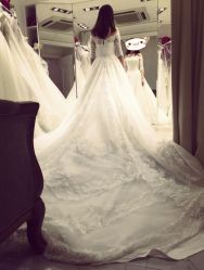 点击看大图 iphone_upload_pic-LA GRACE高端婚纱礼服定制馆