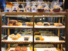-BONBON BAKERY