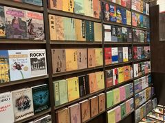 -钟书阁(群光广场店)