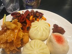 -涨巢·潮玩水疗局